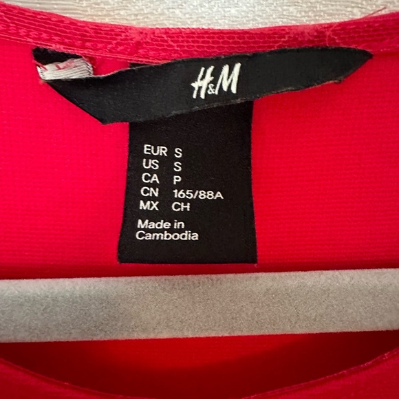 Women’s H&M Red Sleeveless Dress Size Small - Picture 3 of 4